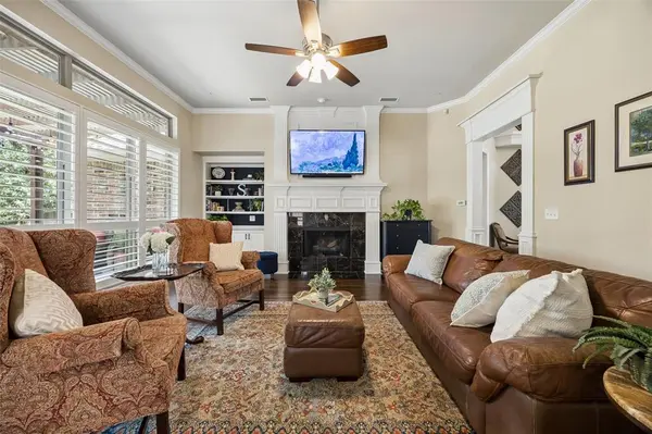 5904 Avon Drive, Plano, TX 75093