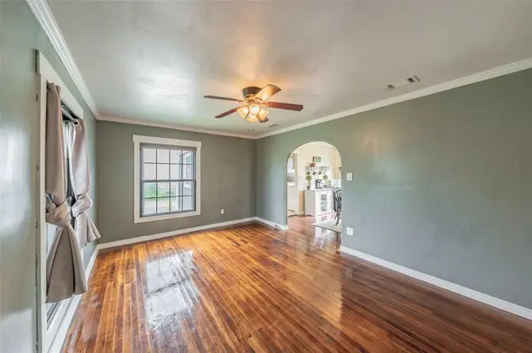 1802 Keneipp Road, Carrollton, TX 75006