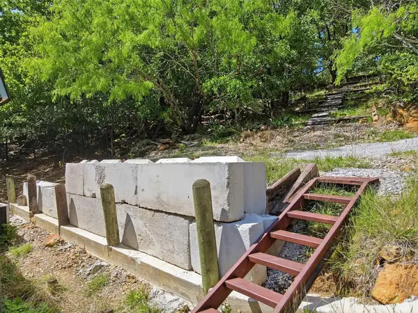 417 PR 1758 Road, Chico, TX 76431