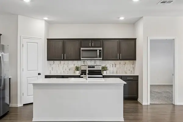 3225 Stanley Street, Mesquite, TX 75126