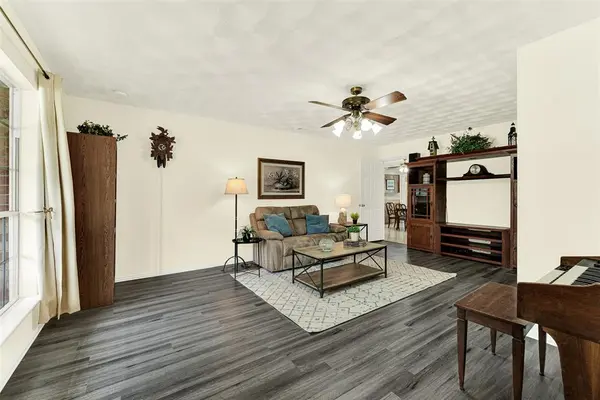 2704 Belhaven Drive, Mesquite, TX 75150