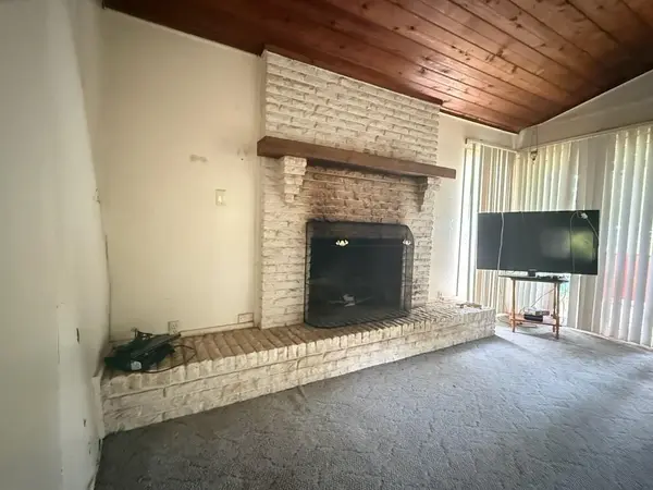 128 Shady Shores Drive, Mabank, TX 75156