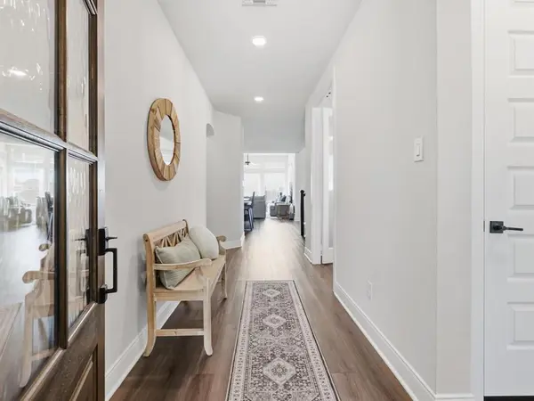 603 Crystal View Drive, Mansfield, TX 76063