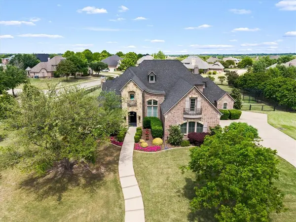 1 Kensington Drive, Heath, TX 75032