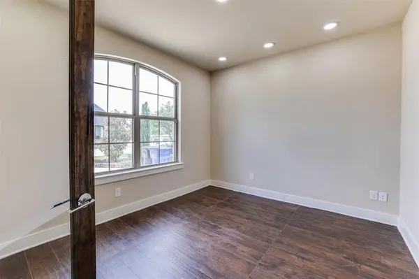 263 TIMBER CREEK Lane, Frisco, TX 75033