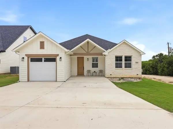 5600 San Jacinto Drive, Granbury, TX 76048