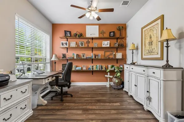 4717 Beaver Creek Drive, Arlington, TX 76005