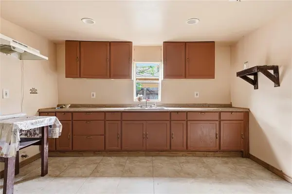 304 BRAZOS, Groesbeck, TX 76642