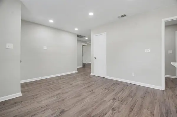 2901 Mill Trail, Carrollton, TX 75007