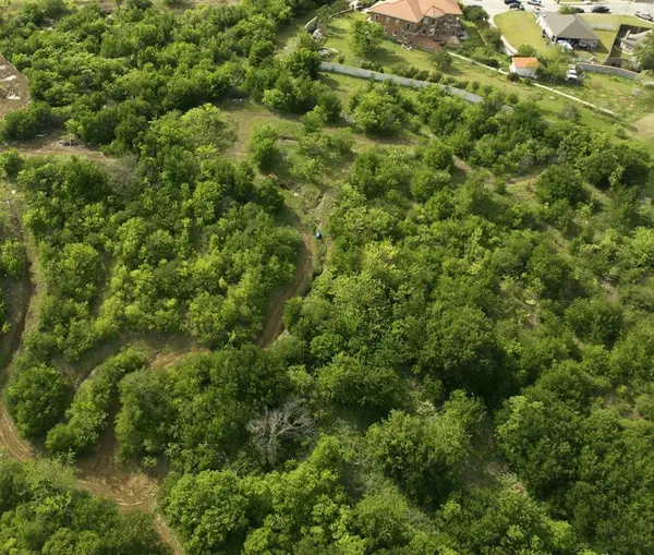 6156 Winonly Circle, Dallas, TX 75211