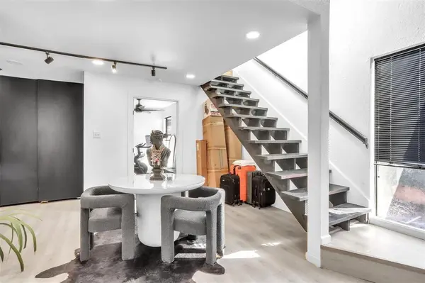 9821 Walnut Street #K203, Dallas, TX 75243