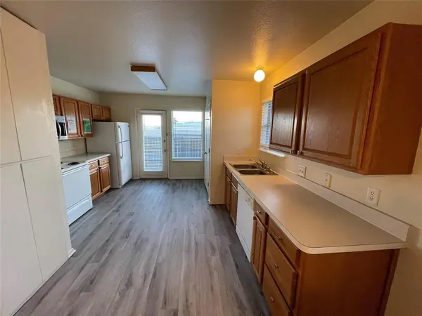 121 Cambridge Drive #3, Saginaw, TX 76179