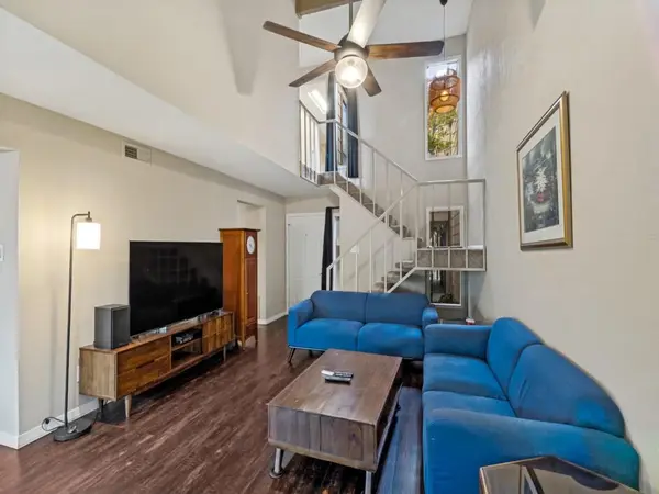 3139 Golden Oak, Farmers Branch, TX 75234