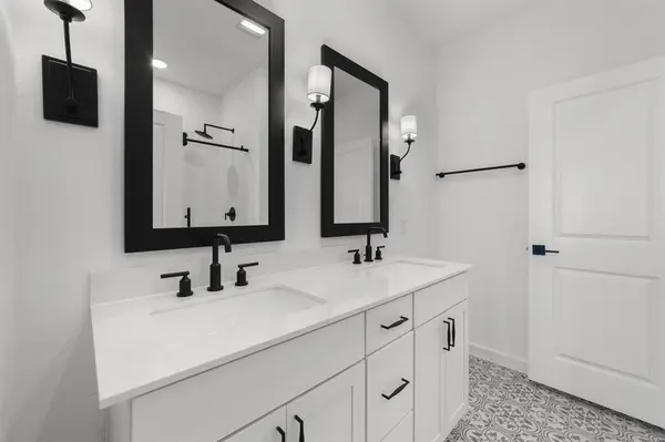 2213 Maple Ridge Drive, Van Alstyne, TX 75495