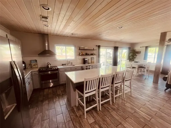 109 Arkansas Street, Pottsboro, TX 75076