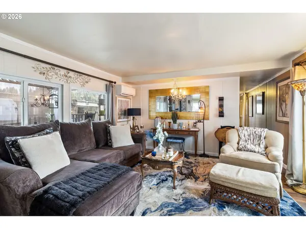 205 S 54TH ST #12, Springfield, OR 97478