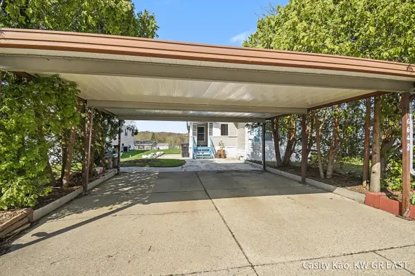 6648 Millstone DR SE, Caledonia Twp, MI 49316