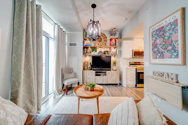 11611 Yonge ST #525, Richmond Hill, ON L4E 1G2