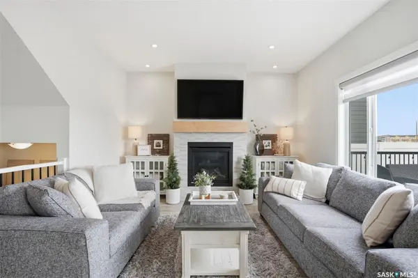 342 Stilling MANOR, Saskatoon, SK S7V 0Y8