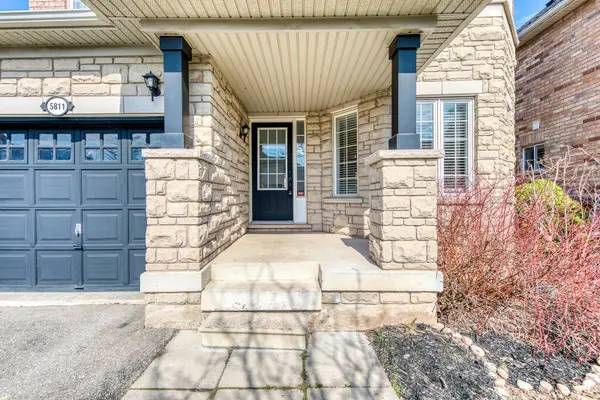 5811 Page CRES, Burlington, ON L7L 7N9