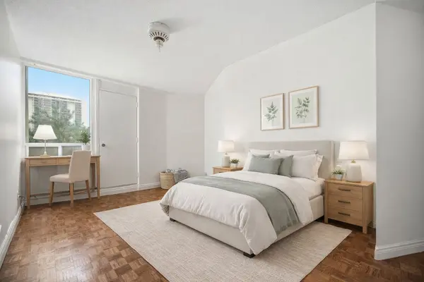 296 Mill RD #A21, Toronto W08, ON M9C 4X8