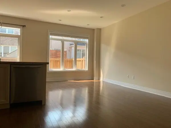 263 Sarah Cline DR, Oakville, ON L6M 0V4