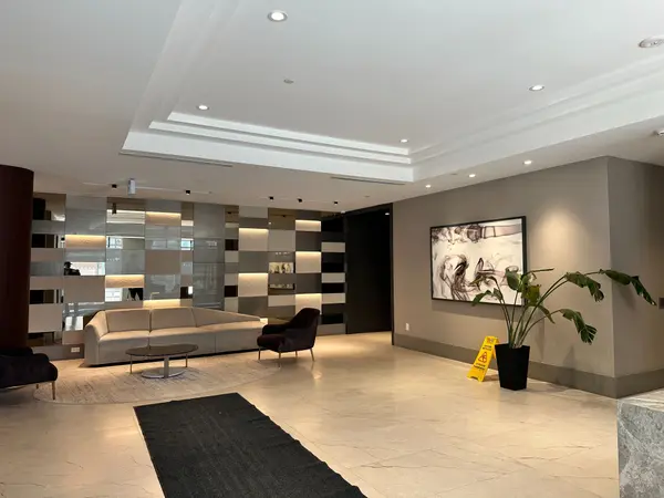 55 Duke ST W #905, Kitchener, ON N2H 6N7