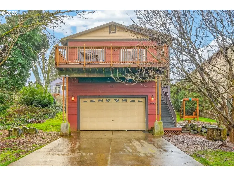 1645 3rd ST, Columbia City, OR 97018