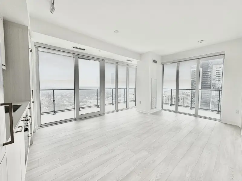 634 Church ST #3205, Toronto C08, ON M4Y 2G3