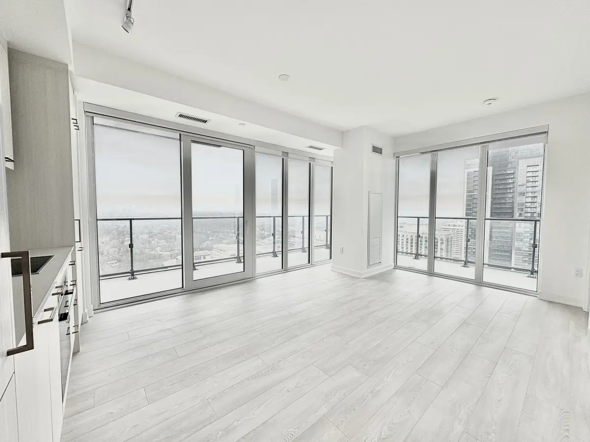 634 Church ST #3205, Toronto C08, ON M4Y 2G3