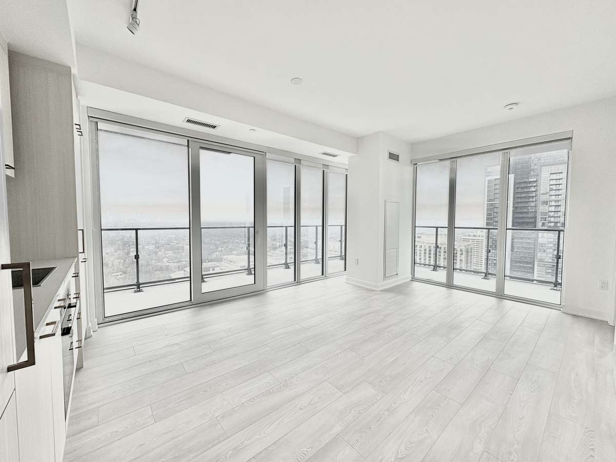 634 Church ST #3205, Toronto C08, ON M4Y 2G3