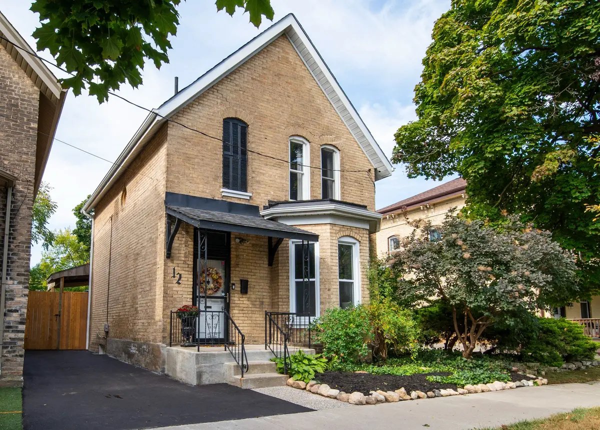 12 Pearl ST, Brantford, ON N3T 3N4