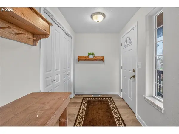 1645 3rd ST, Columbia City, OR 97018