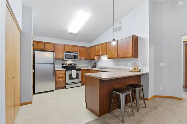 900 Rachael St #302, North Liberty, IA 52317