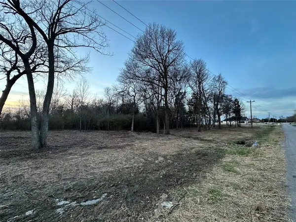 3136 County Road 1076, Celeste, TX 75423