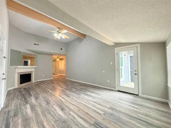 9696 Walnut Street #813, Dallas, TX 75243