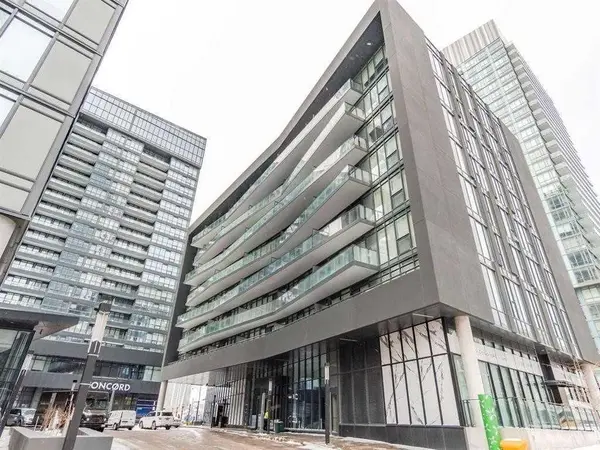 90 Queens Wharf RD #302, Toronto C01, ON M5V 0J4