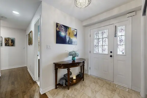 396 Curley ST, Georgina, ON L4P 3C8