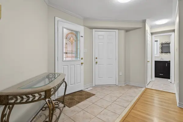 65 Dunnett DR, Barrie, ON L4N 0J6