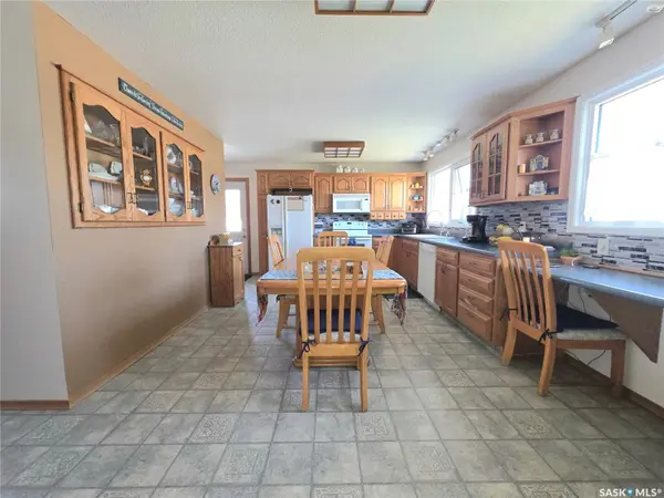 101 Fraser AVENUE, Oxbow, SK S0C 0B6