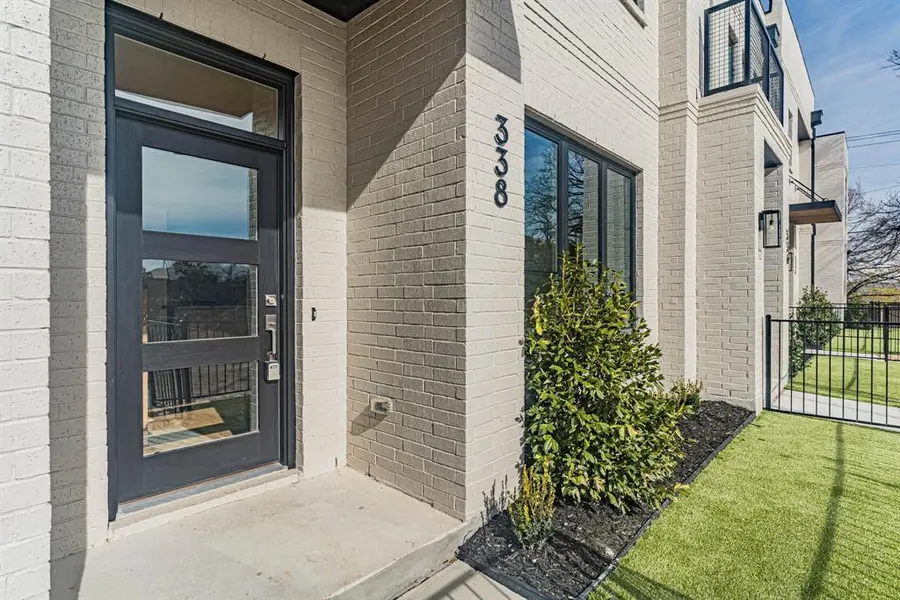 344 Nursery Lane, Fort Worth, TX 76114