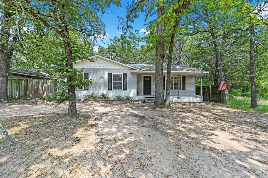 214 Wildflower Drive, Gun Barrel City, TX 75156