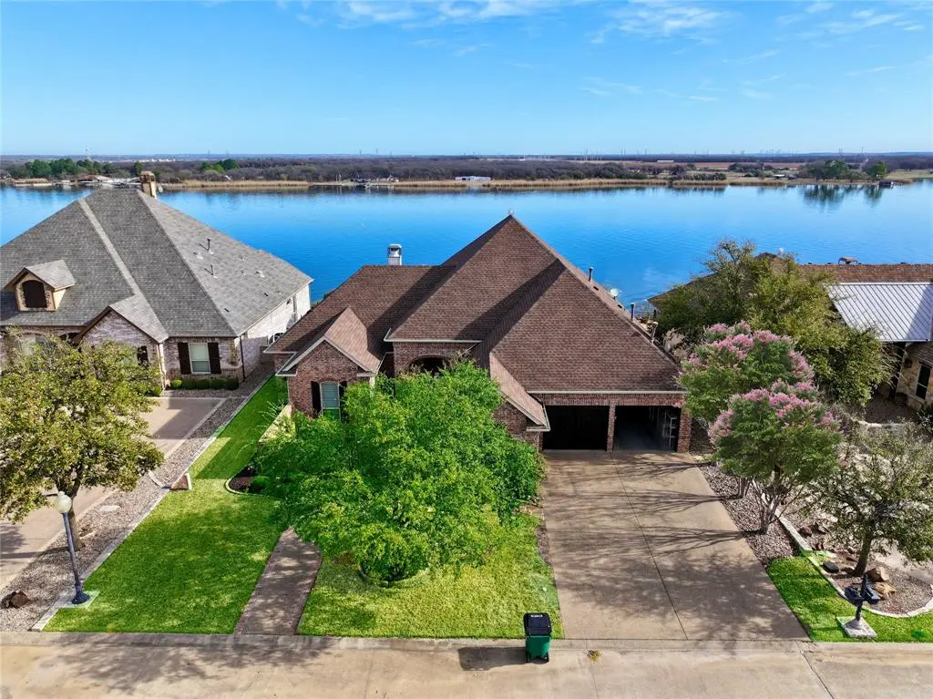 4204 Bluff View Drive, Granbury, TX 76048