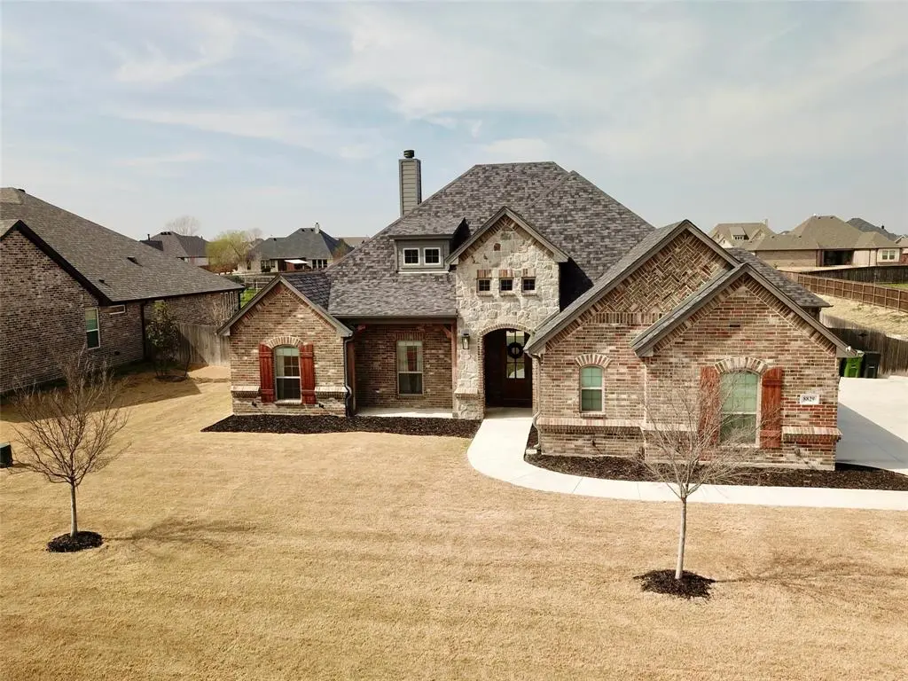 8829 Hidden Pond Street, Justin, TX 76247