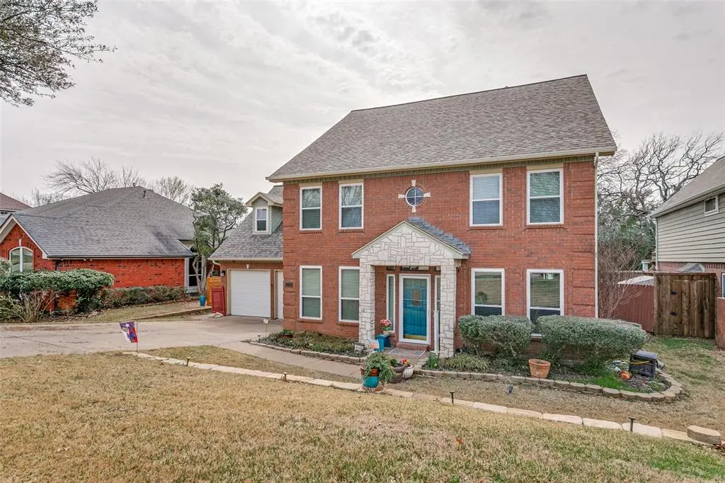 3229 Birch Avenue, Grapevine, TX 76051