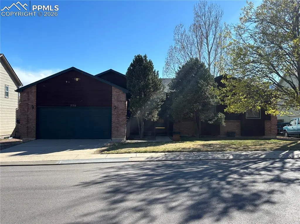 775 Tamarron DR, Colorado Springs, CO 80919