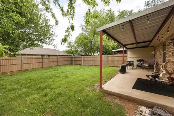 605-607 Clay Street, Glen Rose, TX 76043