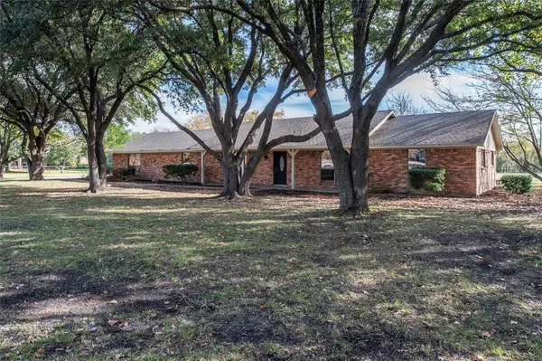 1850 Rock Ridge Road, Lucas, TX 75002