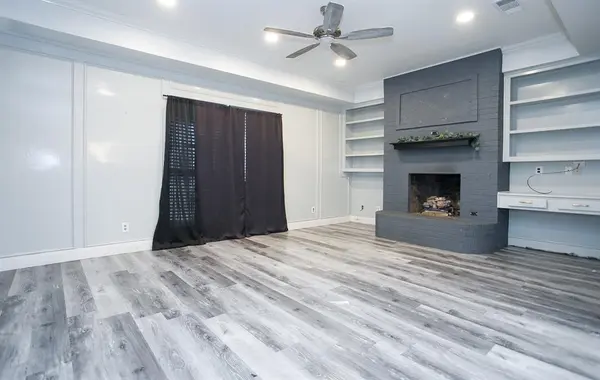 308 E Cottonwood Street, Leonard, TX 75452