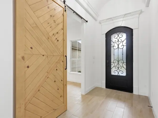 11605 Caracal Drive, Godley, TX 76044